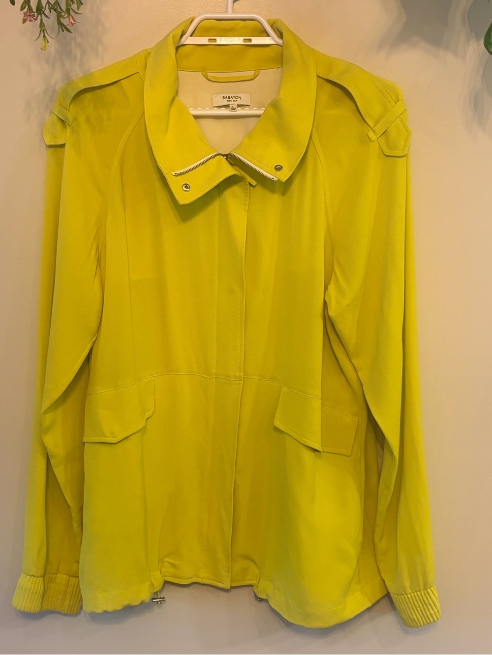 BABATON 100% Silk Chartreuse Utility Jacket | Aritzia Minimal Luxe - Picture 3 of 11